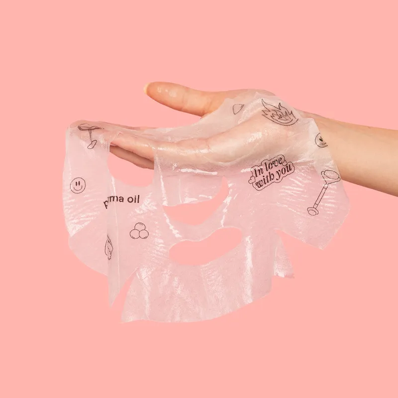 x3 lakštinių kaukių rinkinys  TREAT YOURSELF